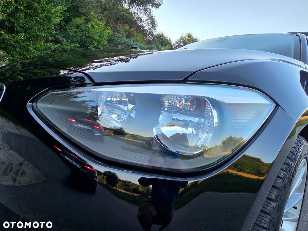BMW Seria 1 116i - 25