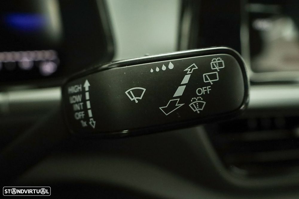 VW T-Roc 1.0 TSI Life - 17