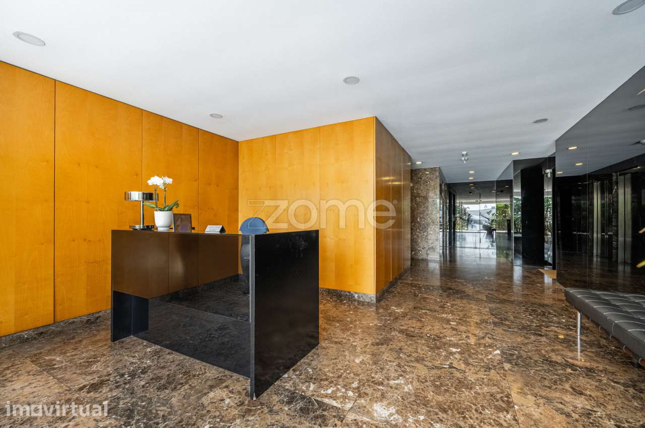 T4 com Varanda/Terraço | Condomínio Foz Palace | Pinhais da Foz | P... - Grande imagem: 5/47