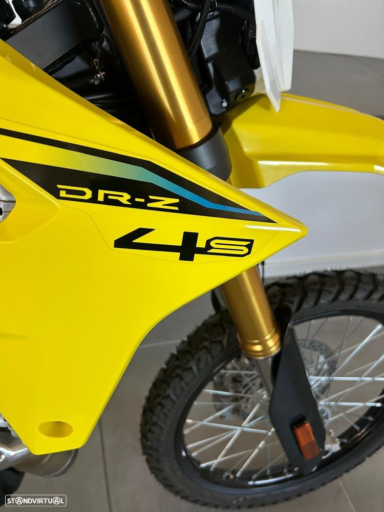 Suzuki DR DR-Z4S - 10