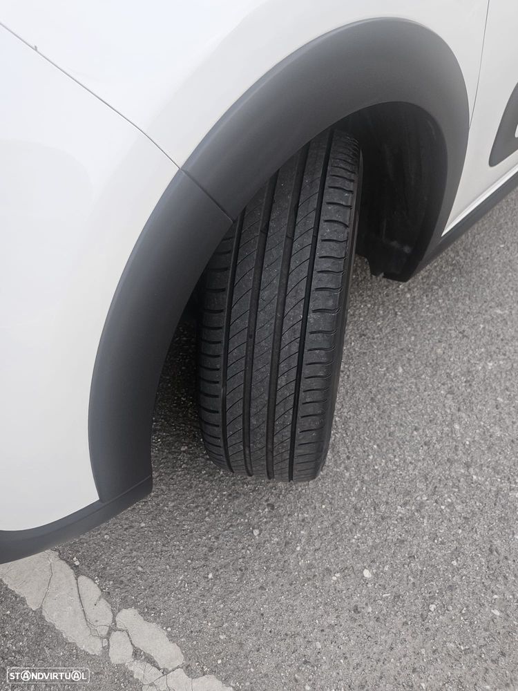 Citroën C3 1.2 PureTech Shine - 8