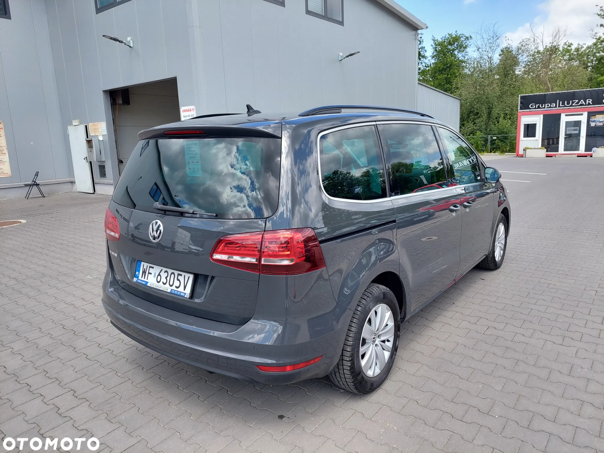 Volkswagen Sharan 1.4 TSI BMT Comfortline - 4