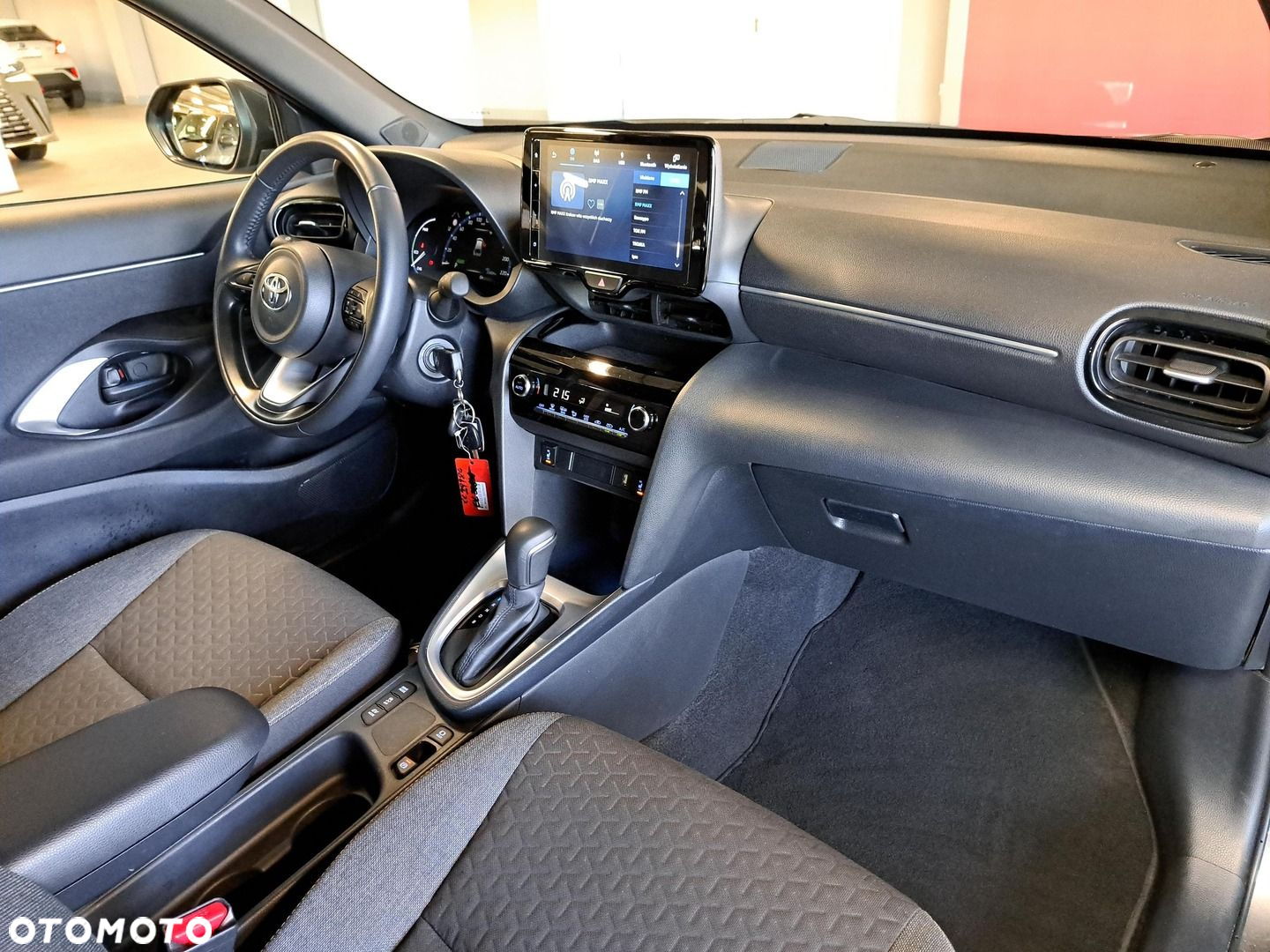 Toyota Yaris Cross - 16