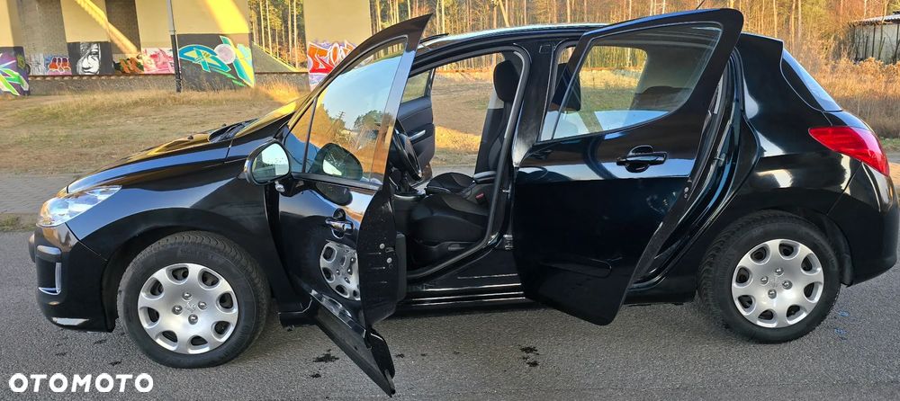 Peugeot 308 1.6 HDi Premium Plus - 19