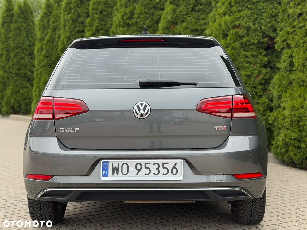 Volkswagen Golf 1.6 TDI DSG Sound - 20