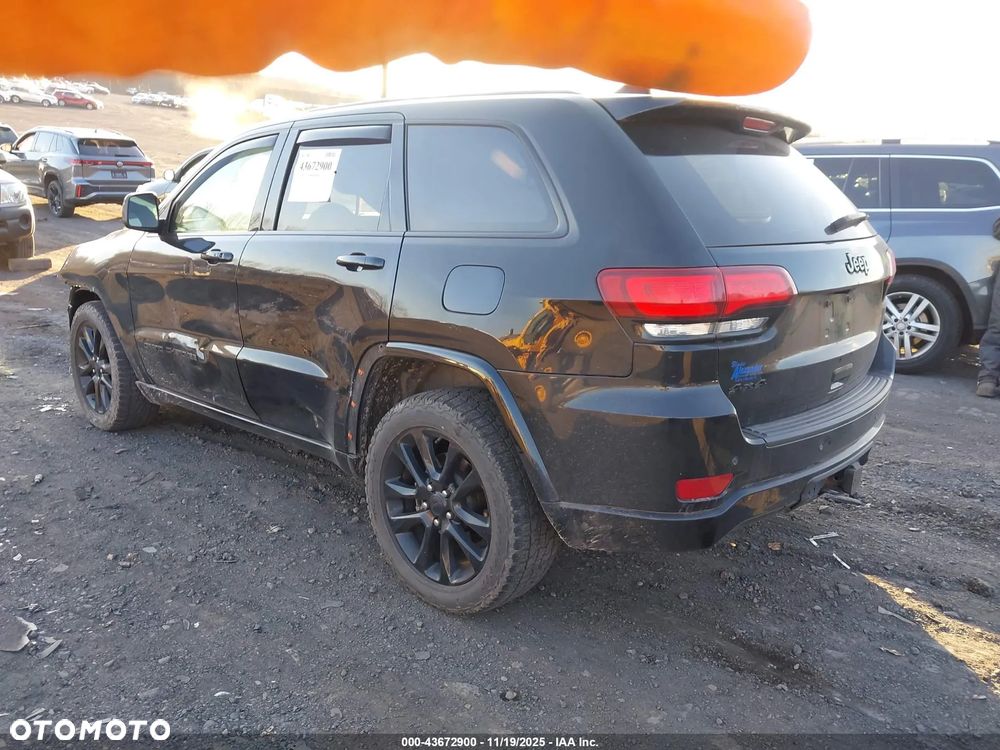 Jeep Grand Cherokee - 3
