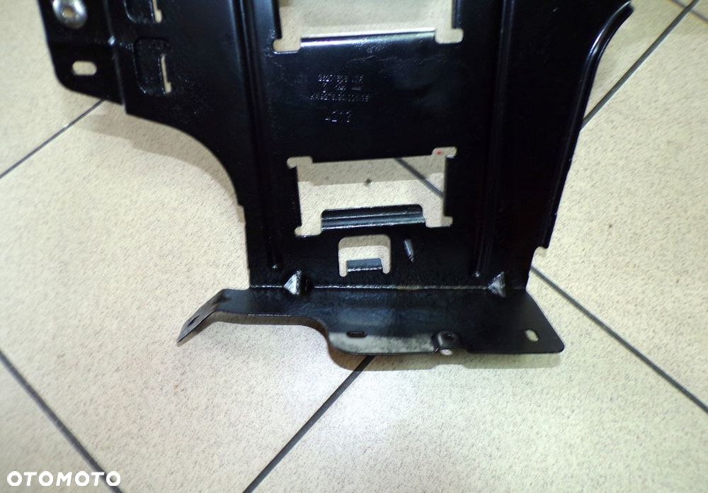 MASTER 3 MOVANO 2.3 10- PODSTAWA WSPORNIK MOCOWANIE KOMPUTERA - 2