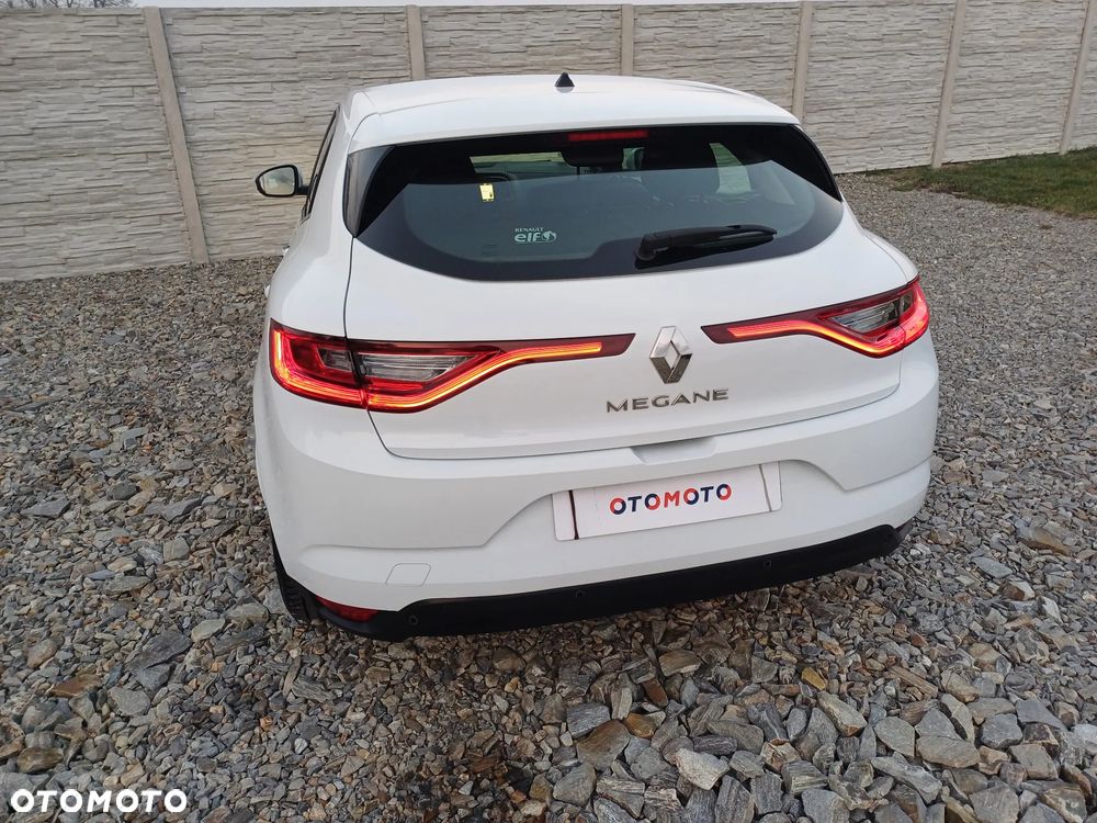 Renault Megane 1.5 Blue dCi Intens - 10