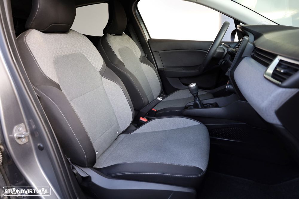 Renault Clio - 47