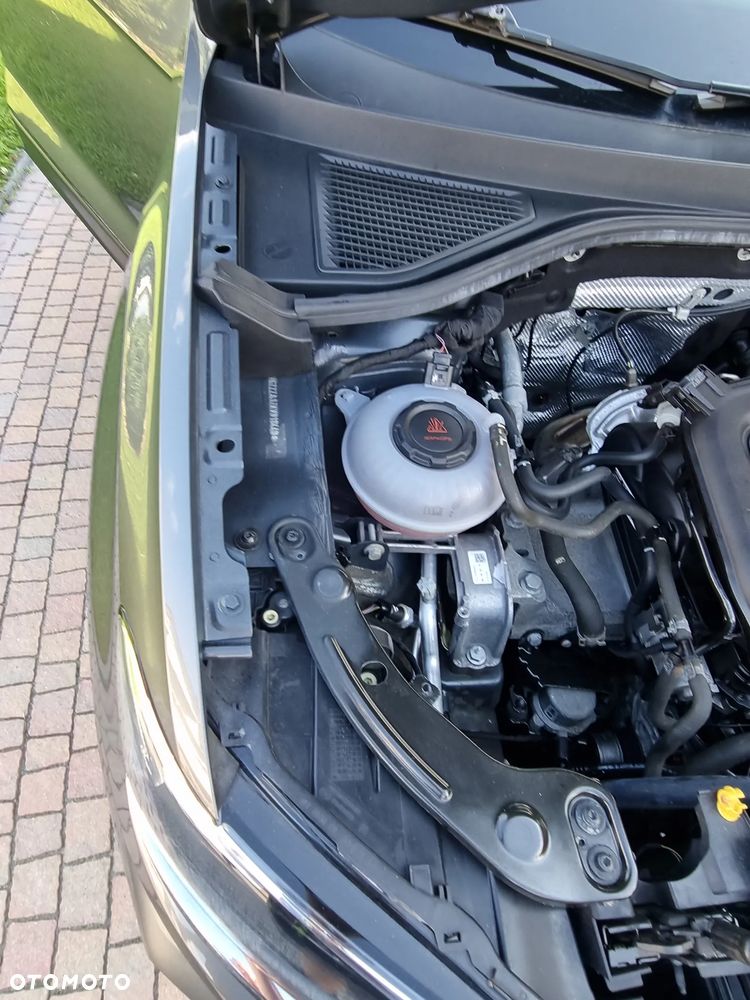 Volkswagen T-Roc - 24
