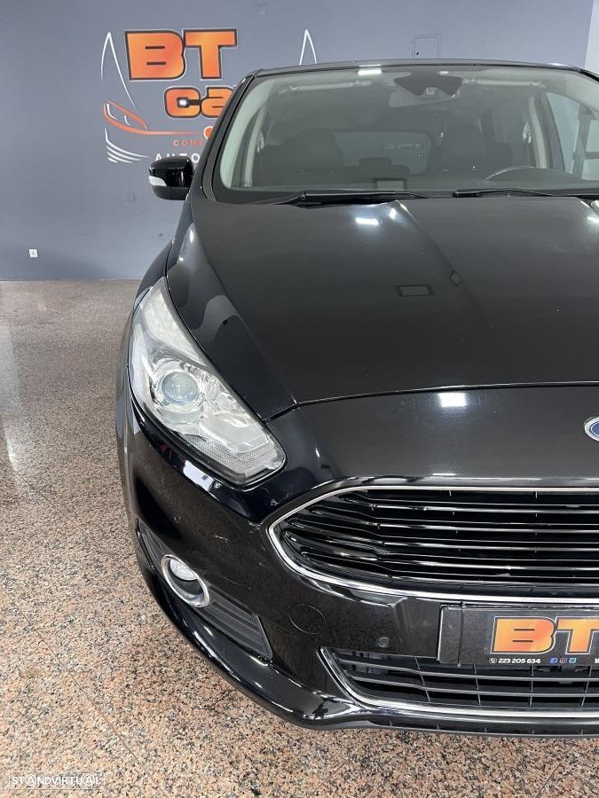 Ford S-Max 2.0 TDCi Titanium Powershift - 24