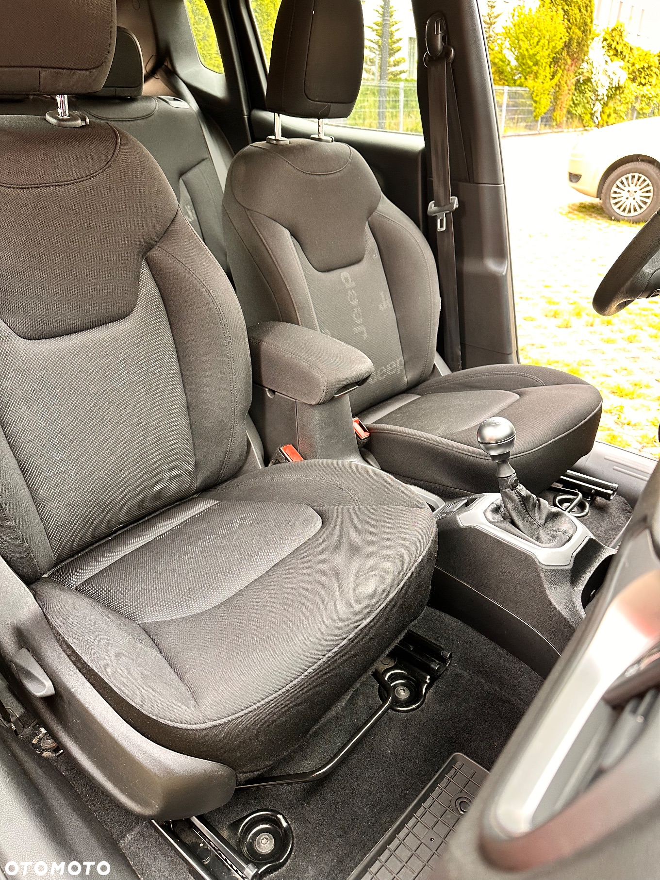 Jeep Renegade 1.6 E-TorQ Longitude FWD - 9