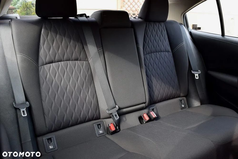 Toyota Corolla 1.5 Comfort - 26