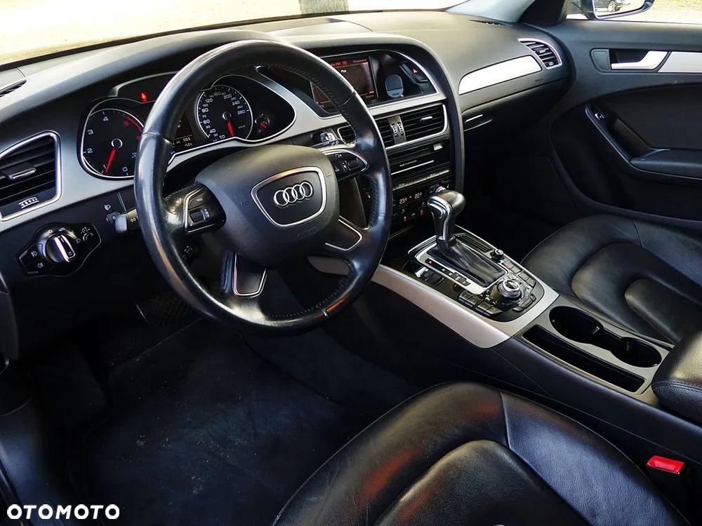Audi A4 Avant 2.0 TDI DPF clean diesel multitronic S line Sportpaket - 18