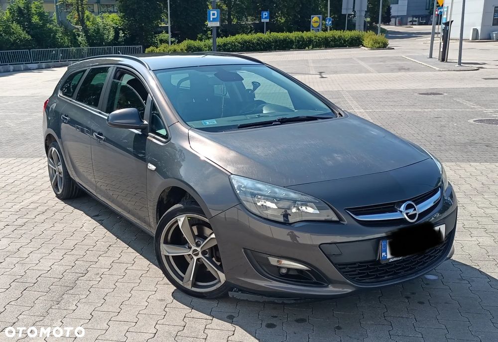 Opel Astra 1.6 CDTI Sport - 11