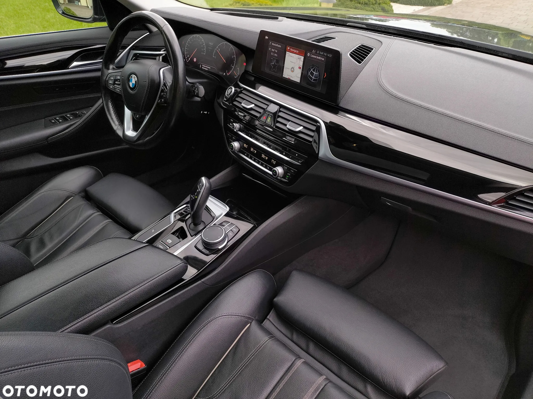 BMW Seria 5 520d Touring Luxury Line - 21