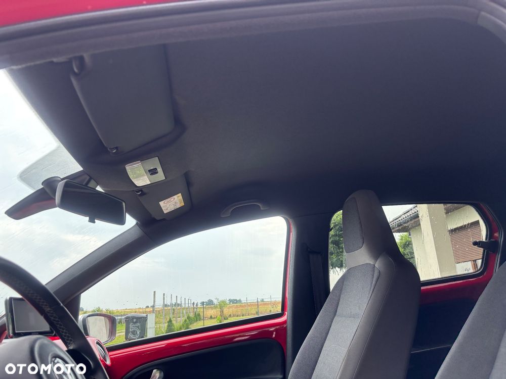 Volkswagen up! ASG cross - 11
