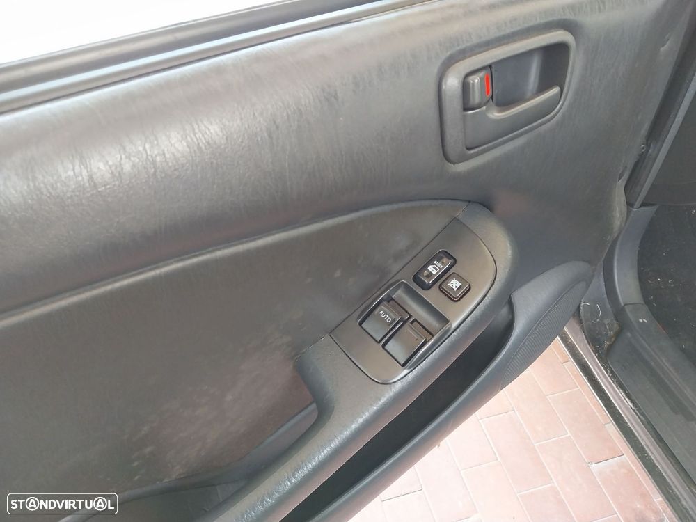 Toyota Corolla H/B 1.3 G6 - 4