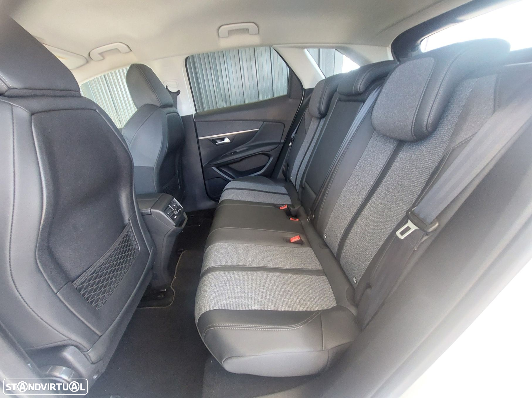 Peugeot 3008 1.2 PureTech Allure - 14