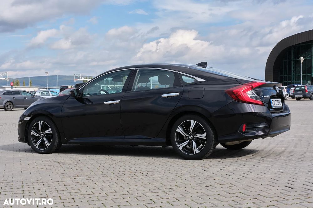 Honda Civic 1.5 VTEC Turbo CVT Prestige - 37