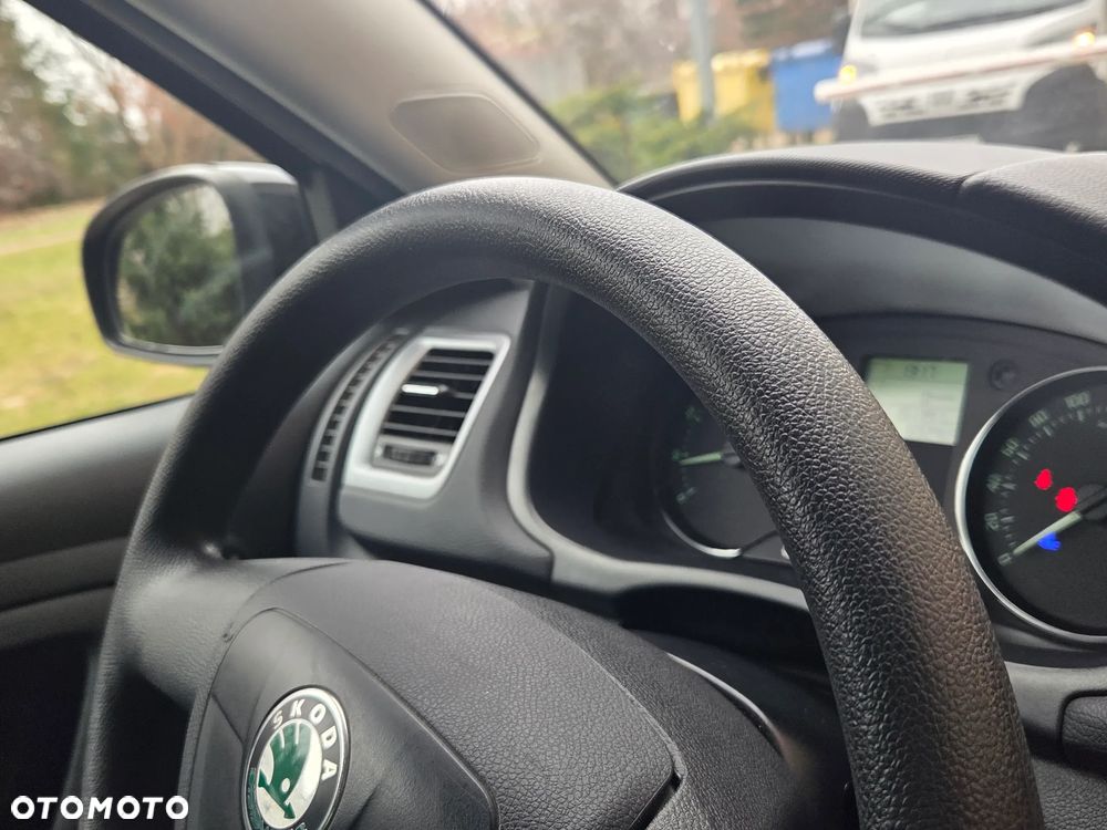 Skoda Fabia 1.2 TSI STYLE EDITION - 37