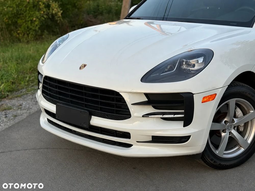 Porsche Macan - 2