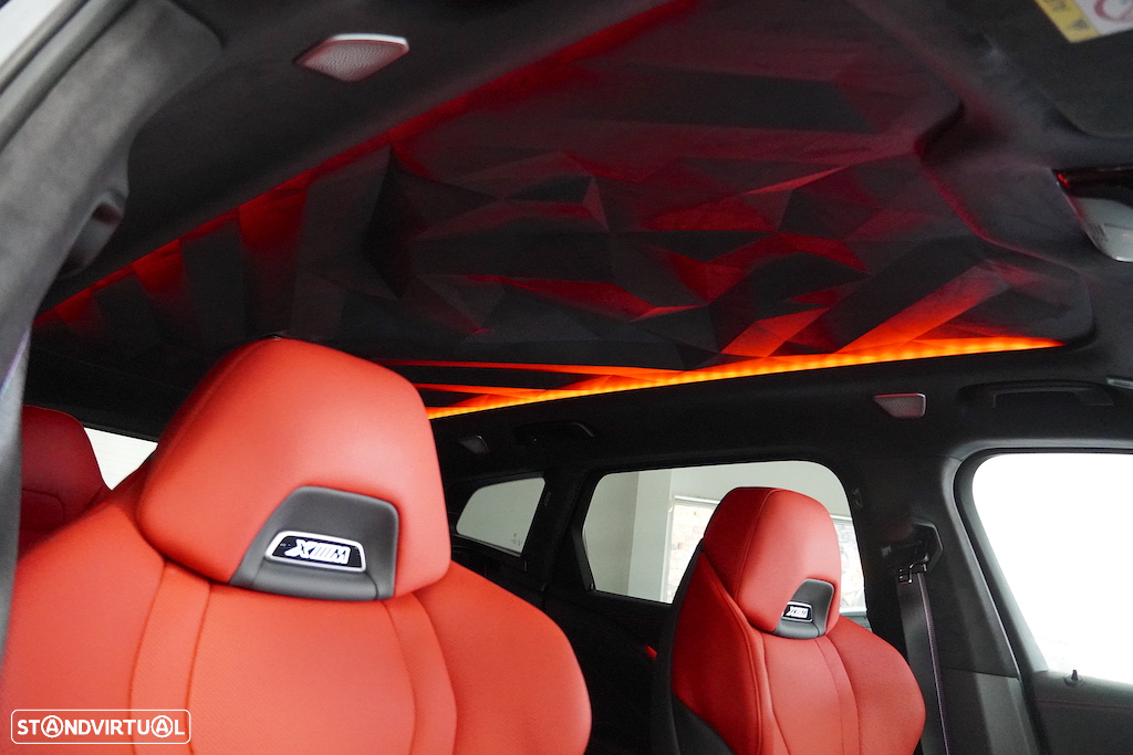 BMW XM Label Red - 5