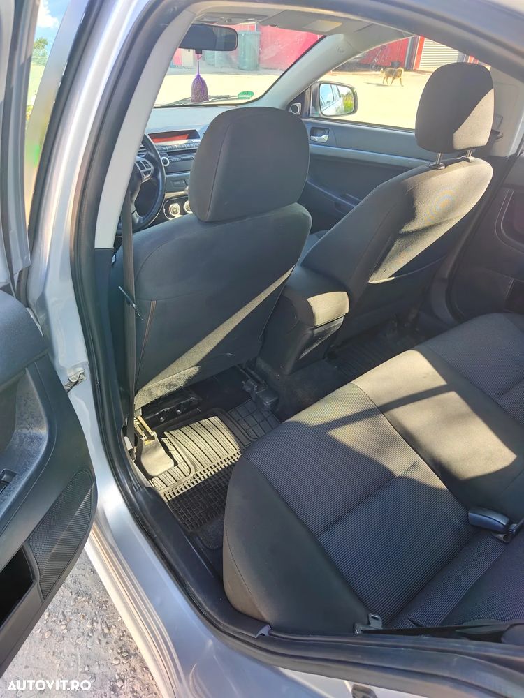 Mitsubishi Lancer 2.0 DI-D Inform - 10