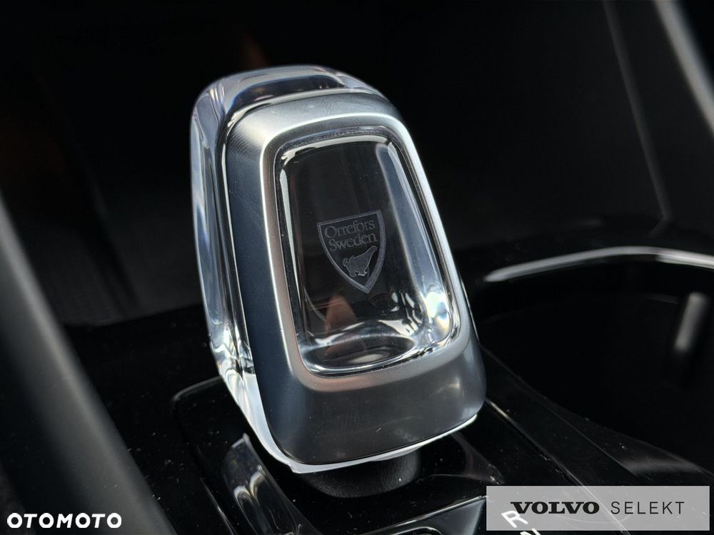 Volvo XC 40 - 25