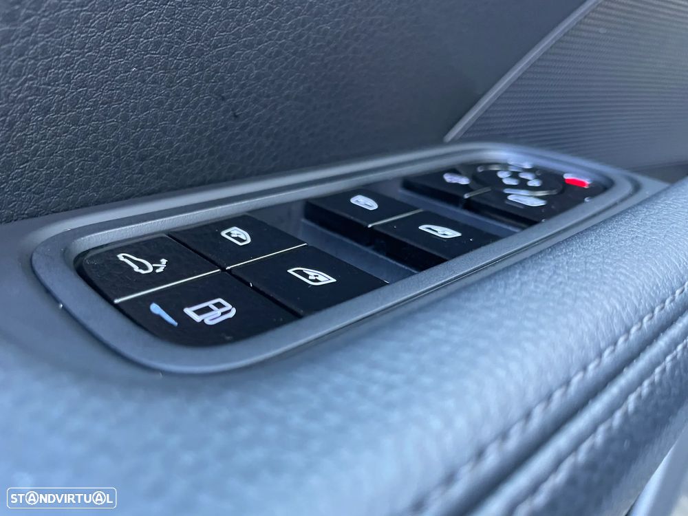 Porsche Cayenne Coupé E-Hybrid - 14