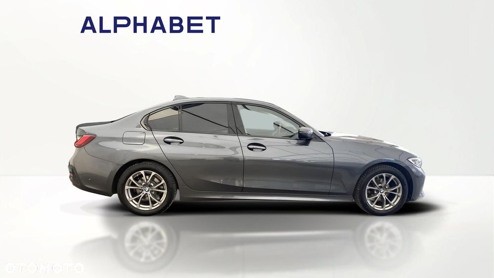 BMW Seria 3 318d Sport Line - 6