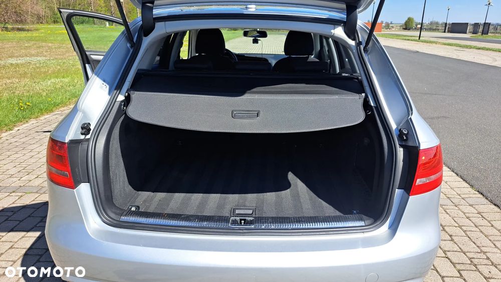 Audi A4 Avant 2.0 TDI DPF Attraction - 6