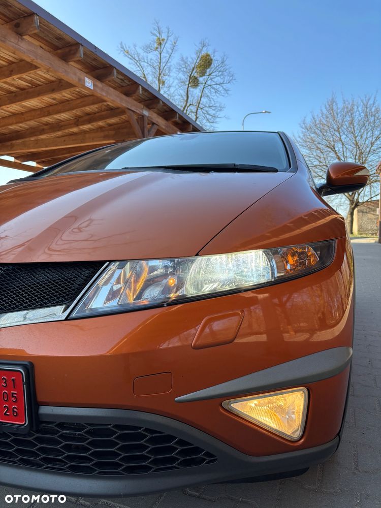 Honda Civic 1.8 Comfort - 25