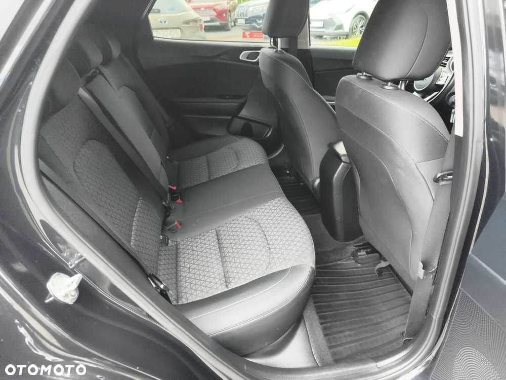 Kia XCeed 1.5 T-GDI M - 10