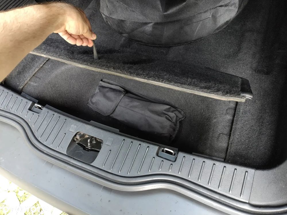 Ford S-Max 2.0 TDCi DPF Titanium - 10