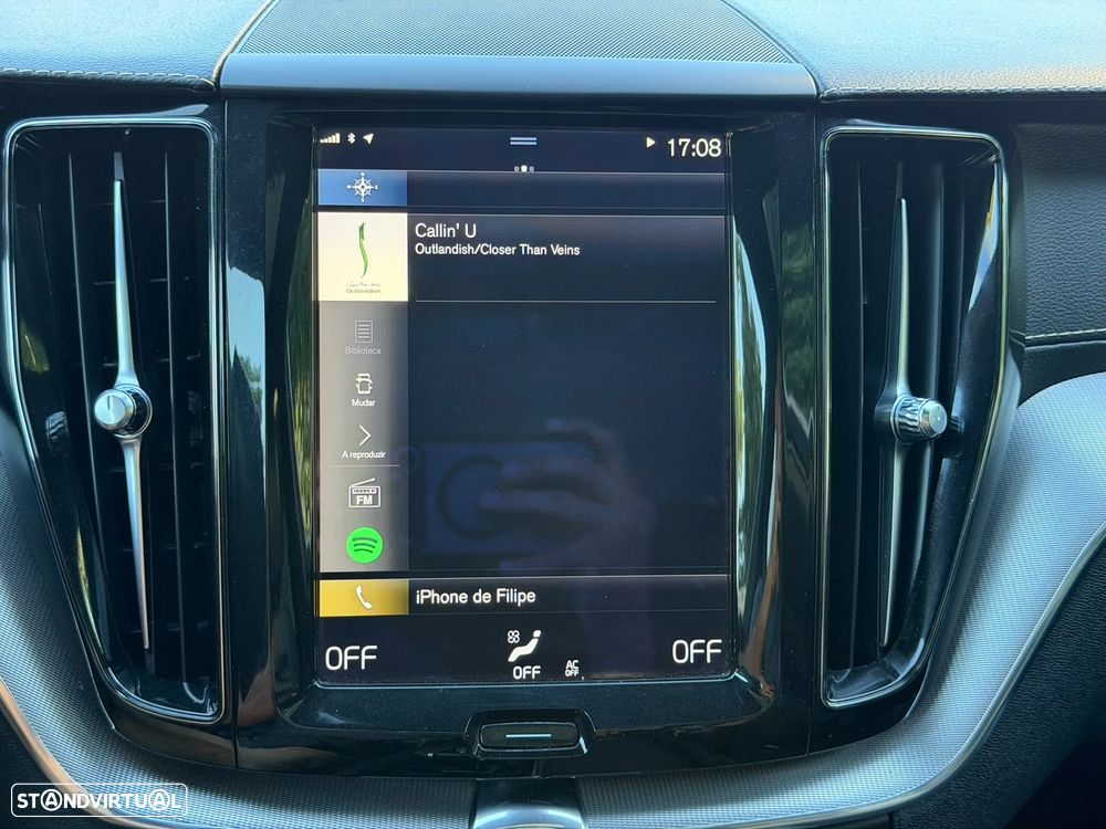 Volvo XC 60 2.0 D4 R-Design AWD Geartronic - 52