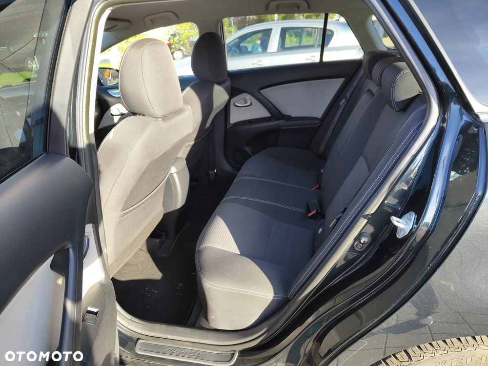 Toyota Avensis 2.0 D-4D Active Business - 12