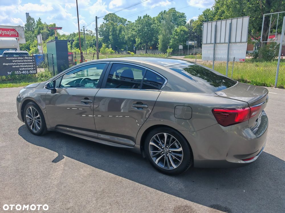 Toyota Avensis 2.0 Selection MS - 2