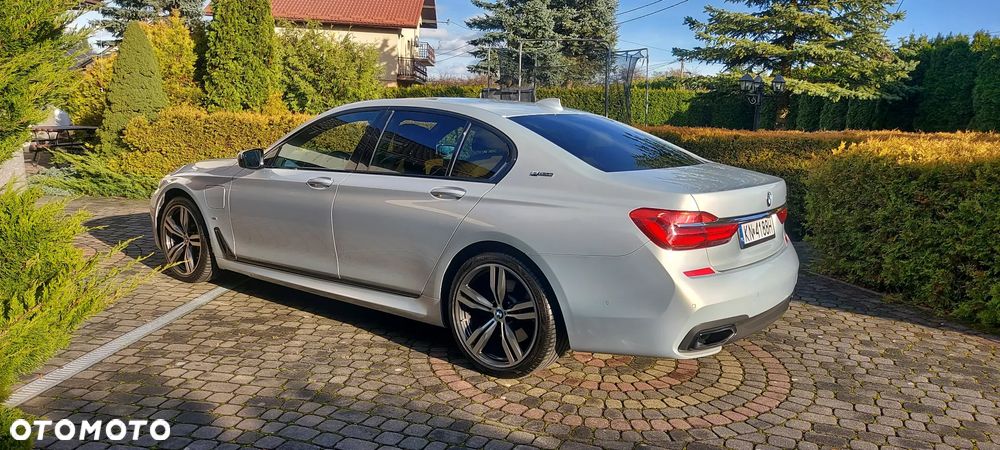 BMW Seria 7 740e iPerformance - 4
