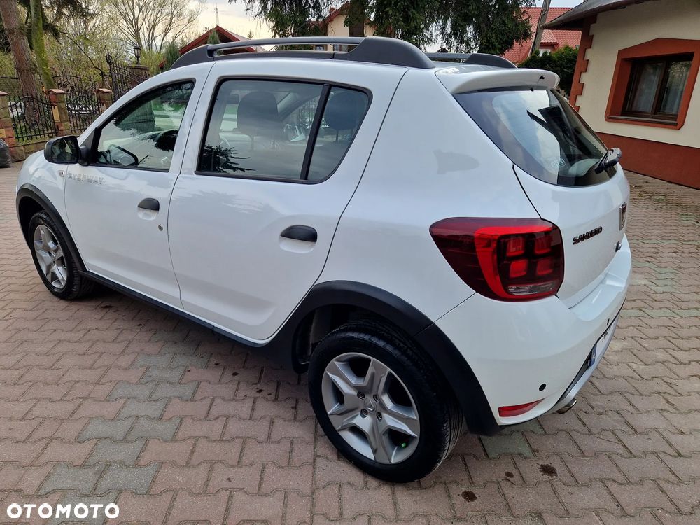 Dacia Sandero 0.9 TCe Laureate S&S - 34