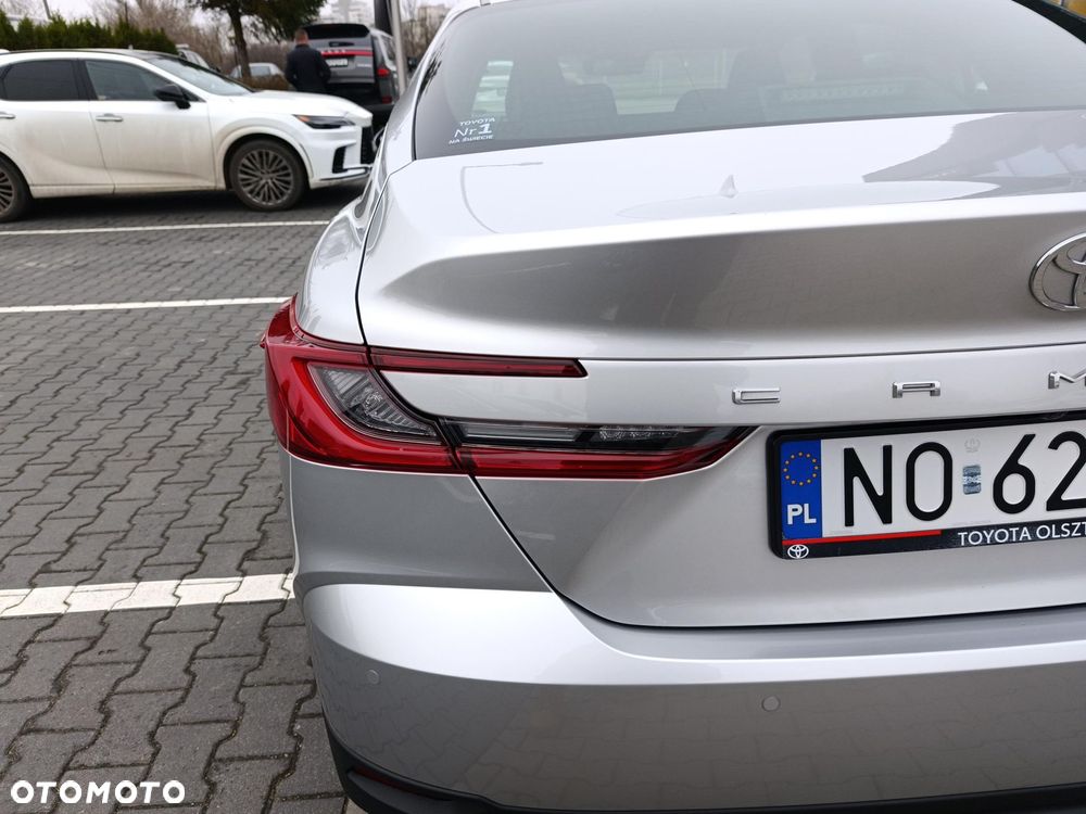 Toyota Camry - 11