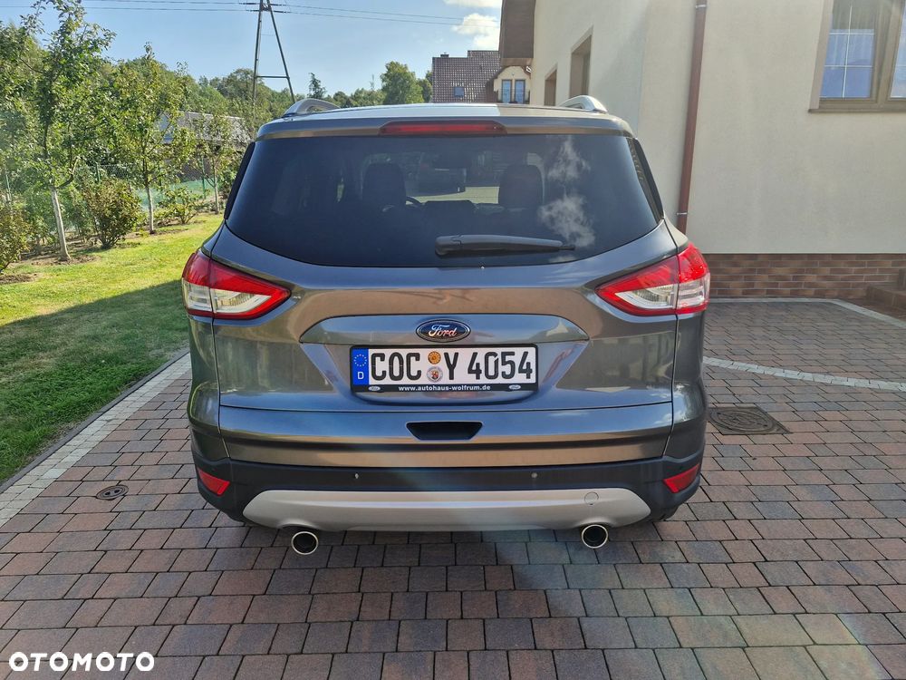 Ford Kuga 2.0 TDCi 2x4 Titanium - 7