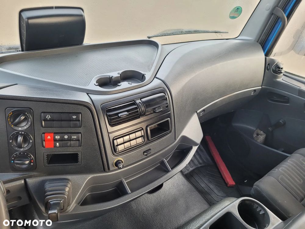 Mercedes-Benz Atego 821 - 9