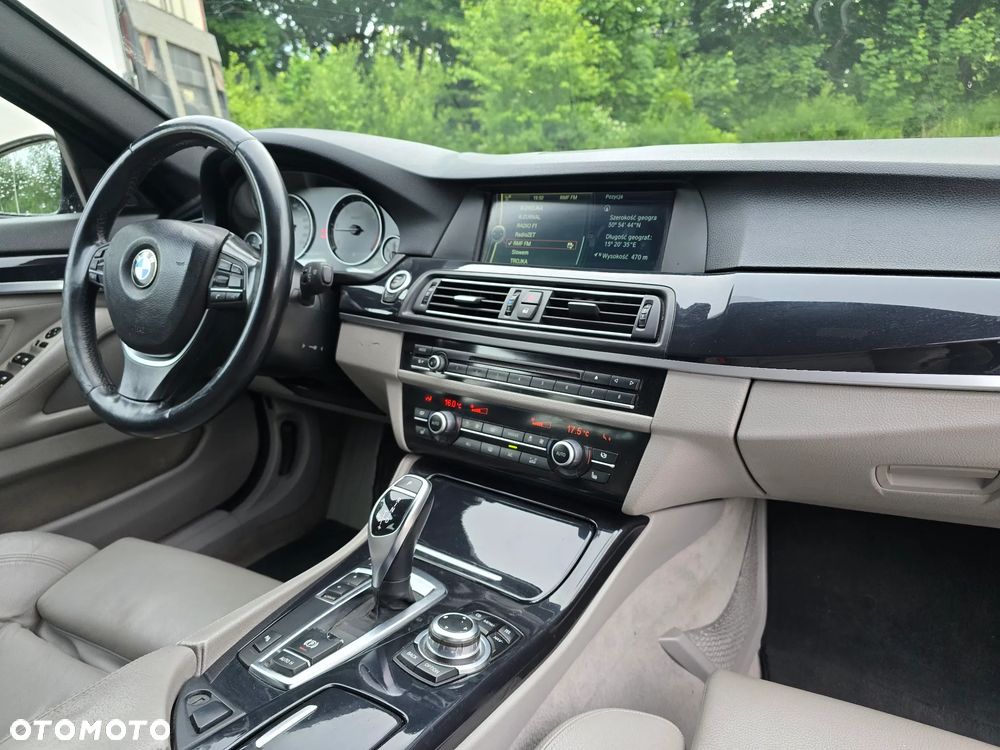BMW Seria 5 520d - 13