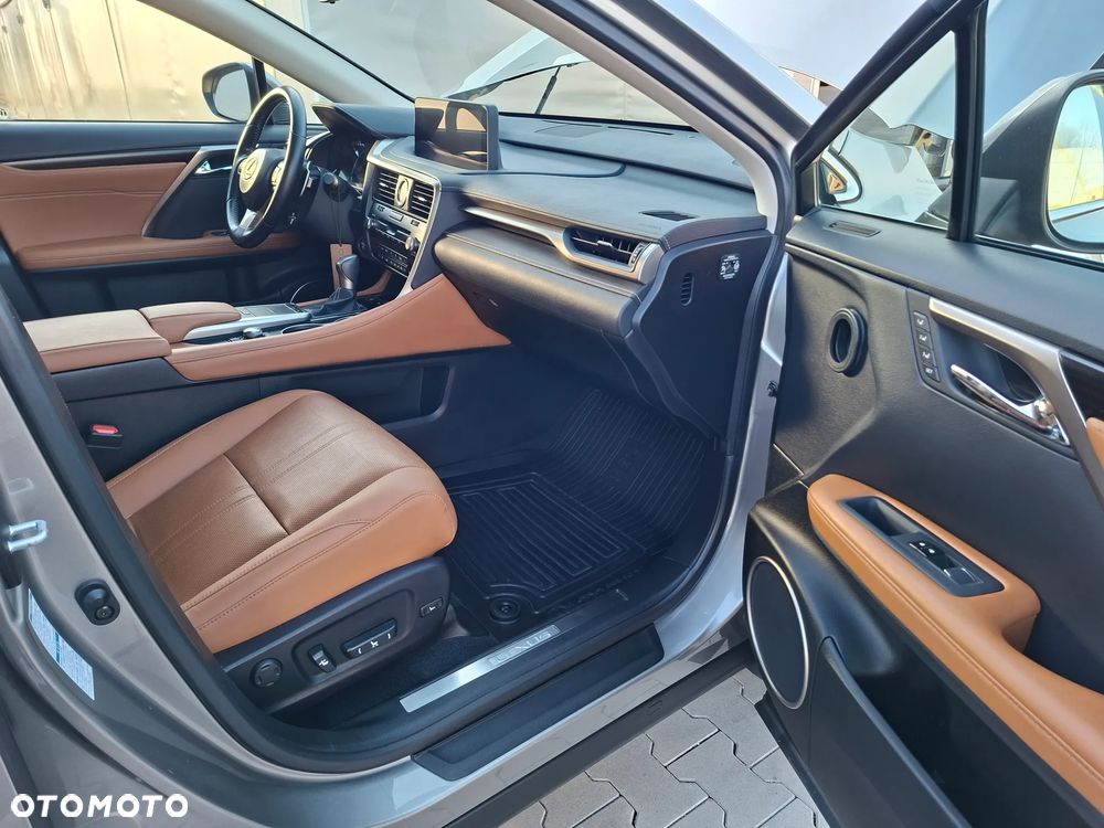 Lexus RX 300 Omotenashi - 22