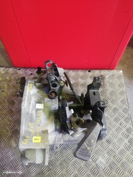 Caixa de velocidades Seat Ibiza, Skoda Fabia, Vw Polo 1.9 Tdi ref: JXY - 3