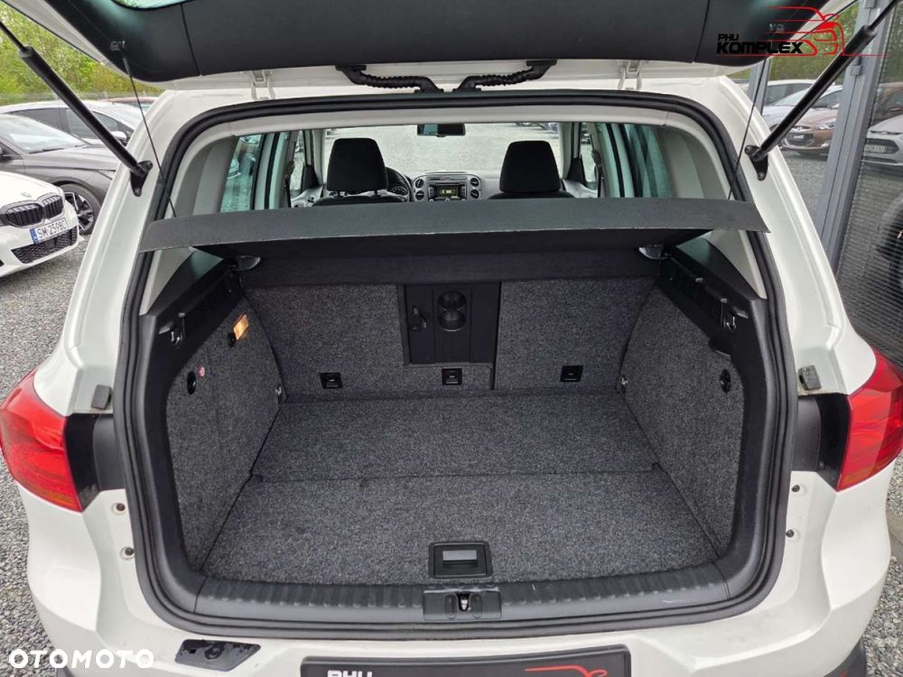 Volkswagen Tiguan - 11