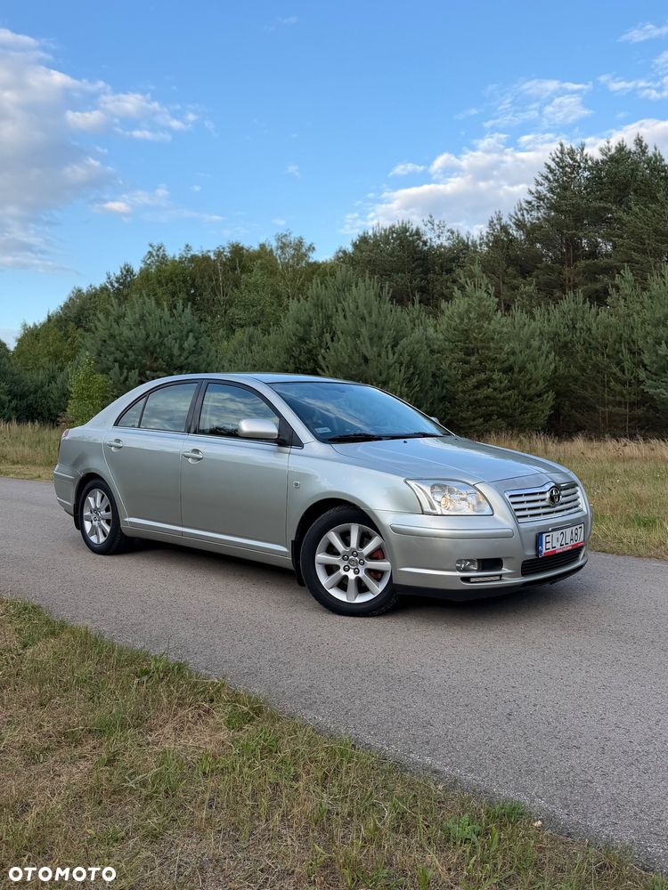 Toyota Avensis 2.0 VVT-i High - 1