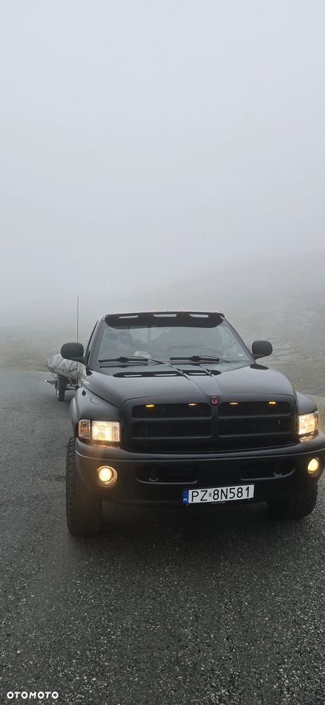 Dodge RAM - 4