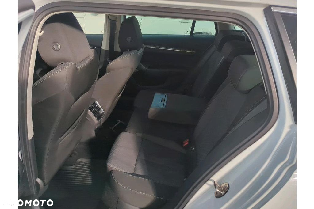 Skoda Octavia 1.5 TSI ACT Style - 9